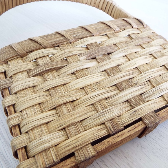 Wicker Wall Hanging organizer - Picture 5 of 7